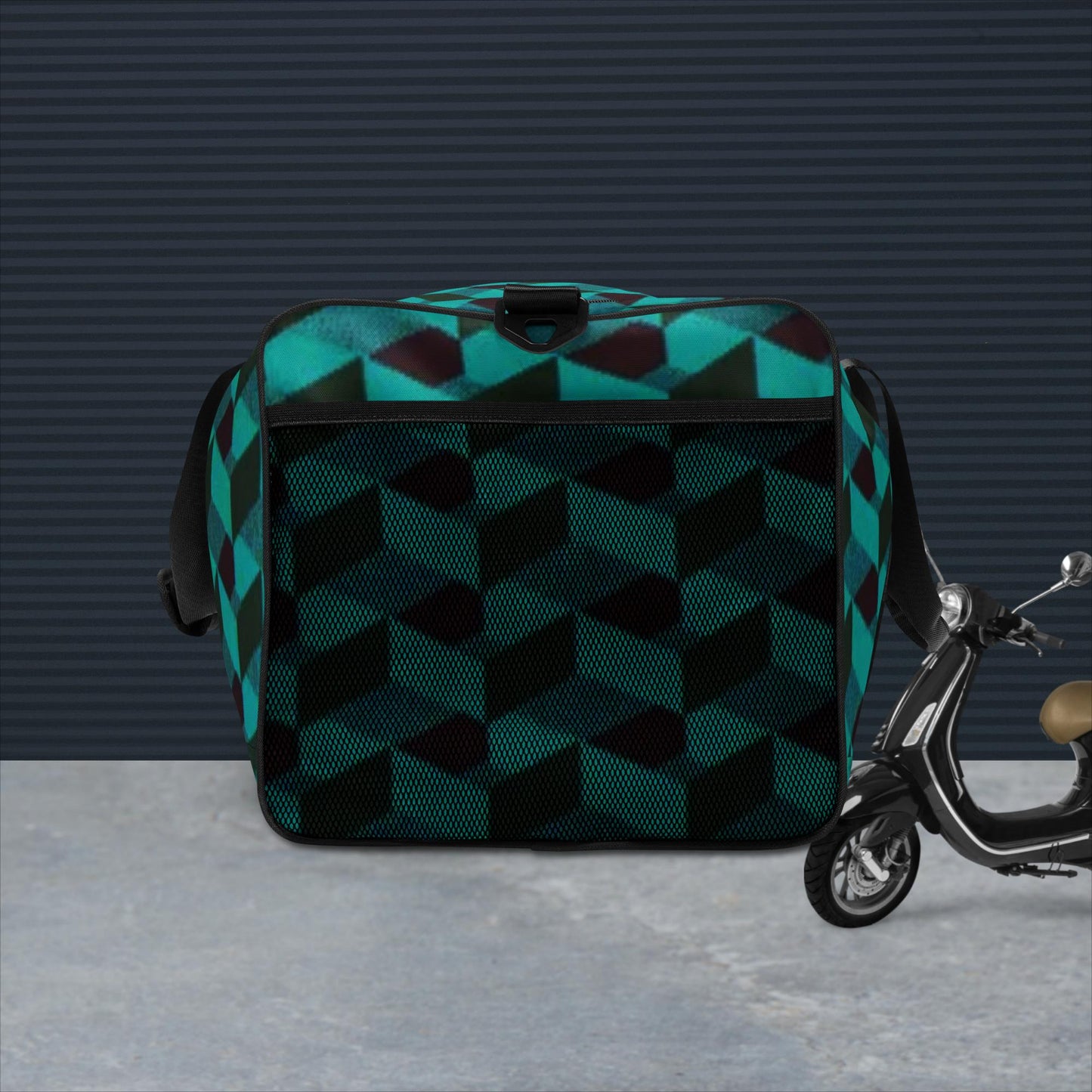 Duffle bag - optical illusion